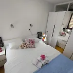 Chengic Villa Comfort - Modern 2-Bedroom Retreat