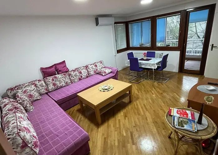 Chengic Villa Comfort - Modern 2-Bedroom Retreat